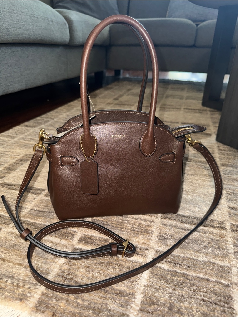 Coach Maple Empire 24. NWT